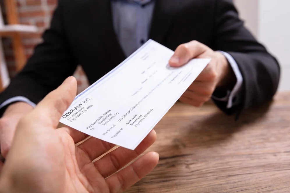 Best Cheque Bounce Lawyer in Delhi – Trusted Legal Support by Siatric